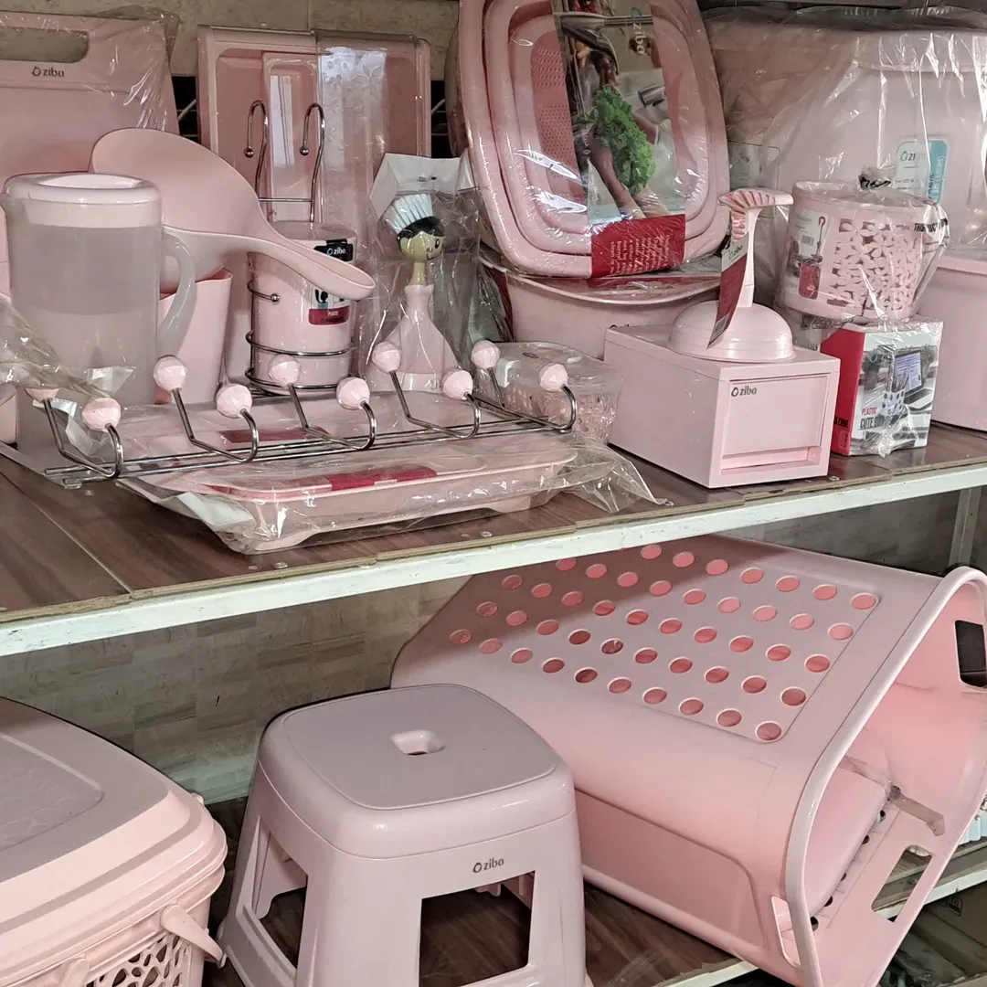 سرویس جهیزیه پلاستیک زیبا سازان